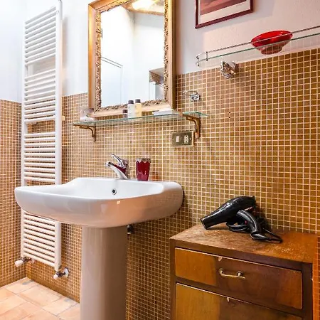 Altabella Panoramic Tower *