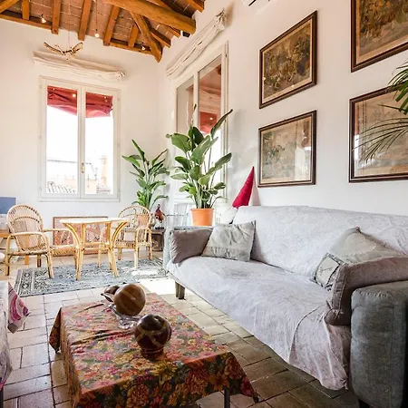 Altabella Panoramic Tower * Bologne