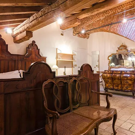 Altabella Panoramic Tower Apartment Bologna