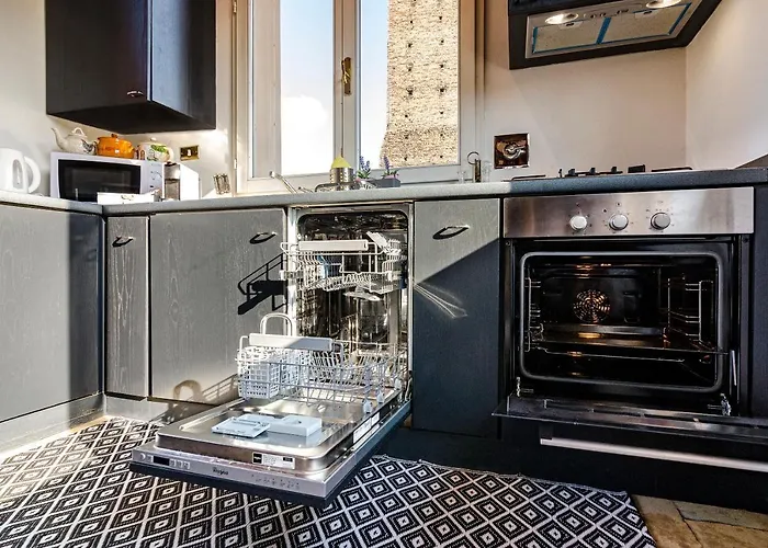 Altabella Panoramic Tower * Bologna