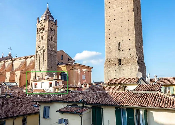 Altabella Panoramic Tower Apartment Bologna